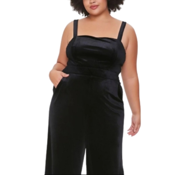 BLACK VELVET ☆ HOLIDAY JUMPSUIT ☆ 3x ☆ NWT - Picture 3 of 9
